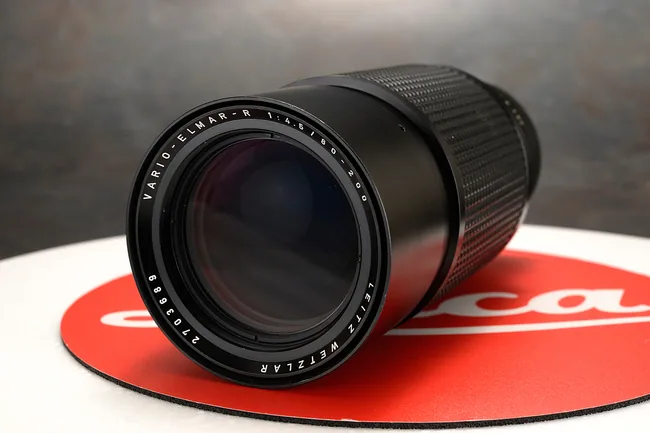 Leica Vario-Elmar-R 80-200mm ƒ/4.5 Photography Lens with R-Mount