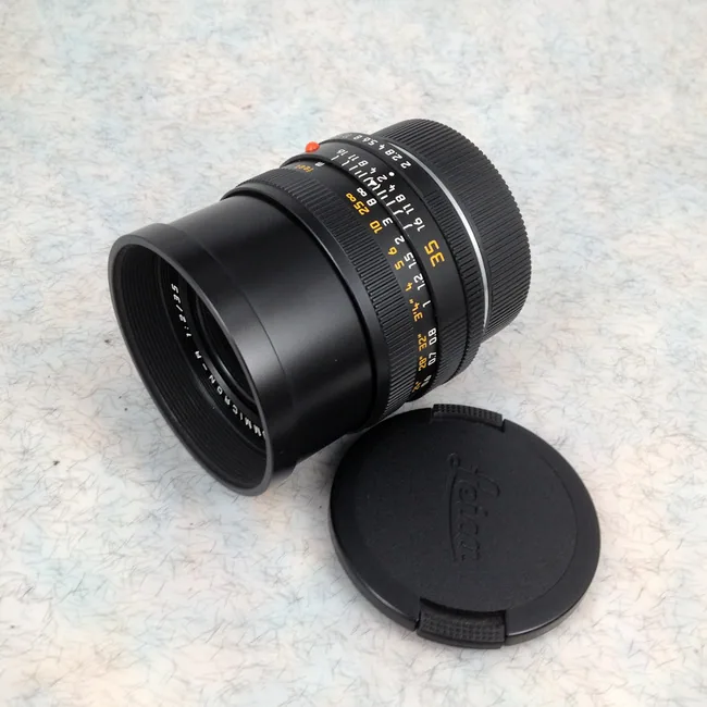 Leica Summicron-R 35mm ƒ/2 (Version II) Photography Lens with R-Mount