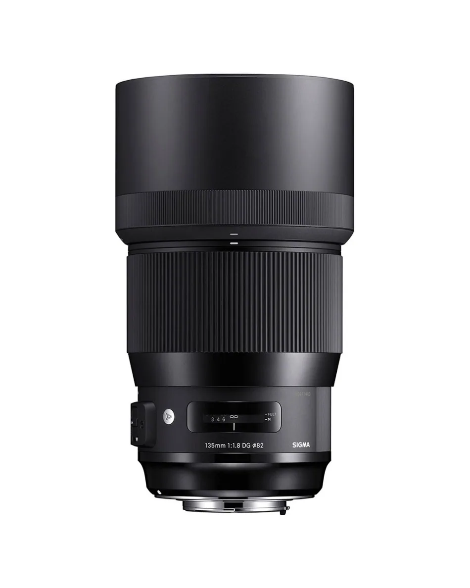 Sigma 135mm ƒ/1.8 DG HSM Art Photography Lens with EF-Mount